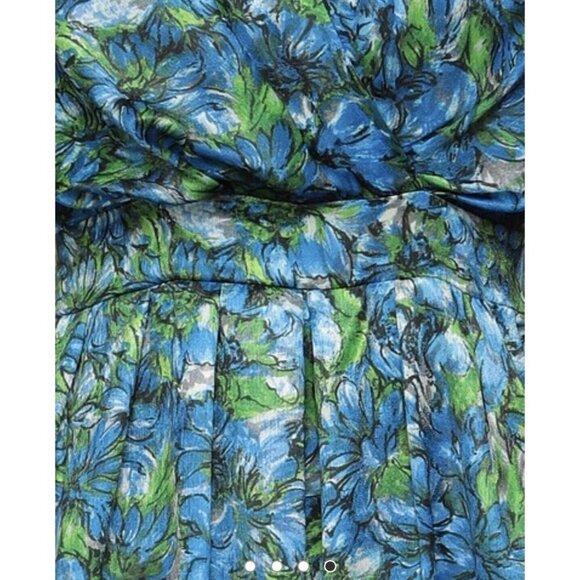 Vibrant Floral V-Neck Mini Dress - Picture 4 of 12